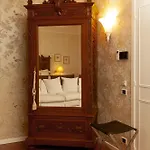Residenza Ambrogi 4* אורבינו