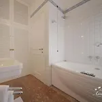 Residenza Ambrogi 4* אורבינו