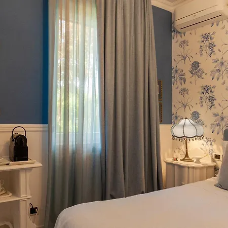Residenza Ambrogi 4* 乌尔比诺